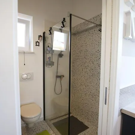 Apartment Mo *
